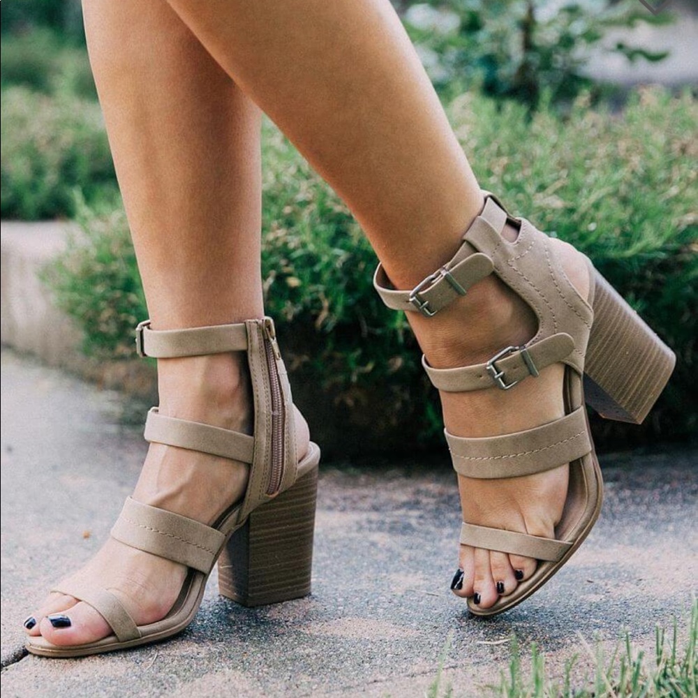 SODA nude chunky heels